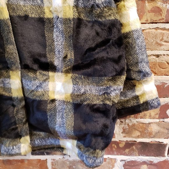 Nike Sportswear Oversized Plaid Faux Fur Jacket Coat Womens Sz XL NEW DD4541-010 - Picture 5 of 15